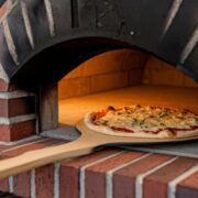 piec do pizzy opalany drewnem
